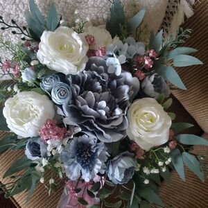 Dusty blue & mauve bridal bouquet